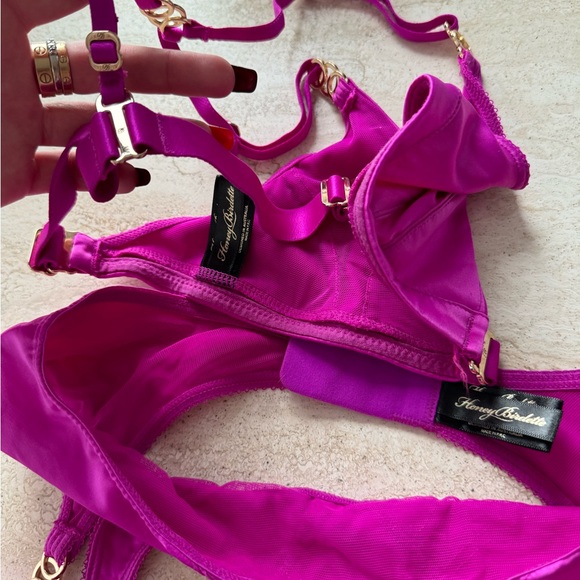 Honey Birdette Indya 3pc Set XS Bralette Garter & Thong Magenta Satin Lingerie - Picture 13 of 15
